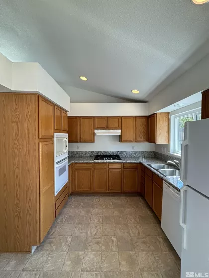 2759 Newburgh, Reno, Nevada 89523, 3 Bedrooms Bedrooms, ,3 BathroomsBathrooms,Residential,Residential,Newburgh,250006217