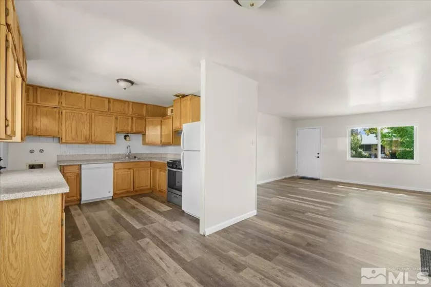 1180 Xman, Sparks, Nevada 89431, 3 Bedrooms Bedrooms, ,1 BathroomBathrooms,Residential,Residential,Xman,240013113