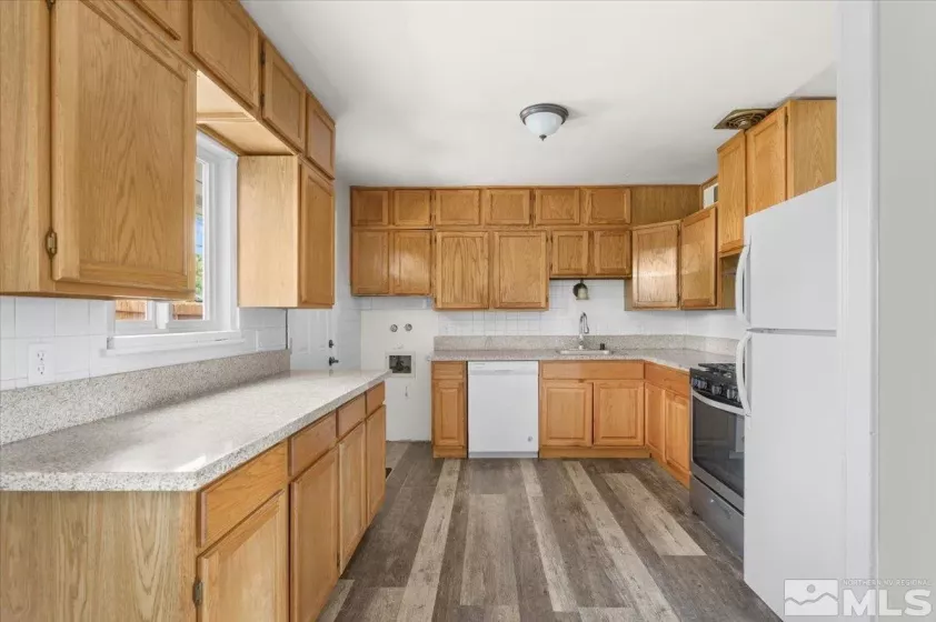 1180 Xman, Sparks, Nevada 89431, 3 Bedrooms Bedrooms, ,1 BathroomBathrooms,Residential,Residential,Xman,240013113