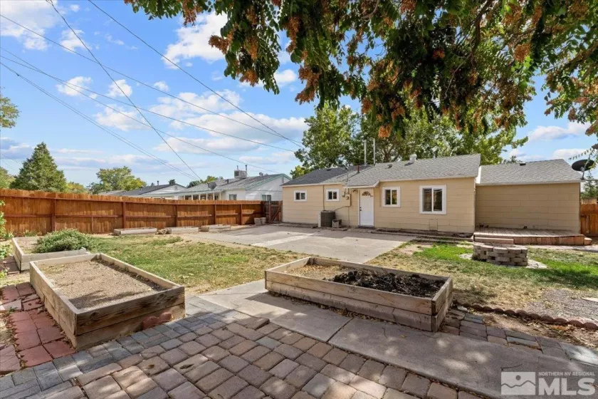 1180 Xman, Sparks, Nevada 89431, 3 Bedrooms Bedrooms, ,1 BathroomBathrooms,Residential,Residential,Xman,240013113