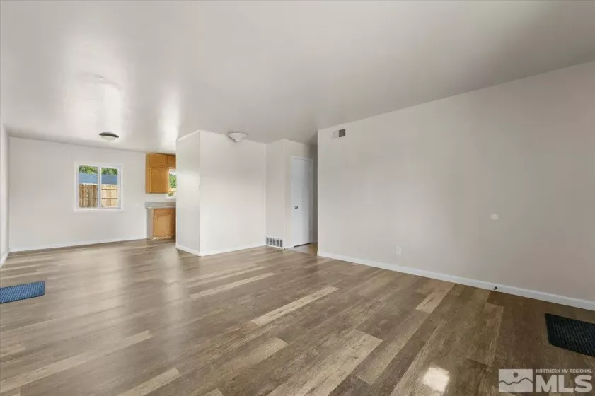 1180 Xman, Sparks, Nevada 89431, 3 Bedrooms Bedrooms, ,1 BathroomBathrooms,Residential,Residential,Xman,240013113