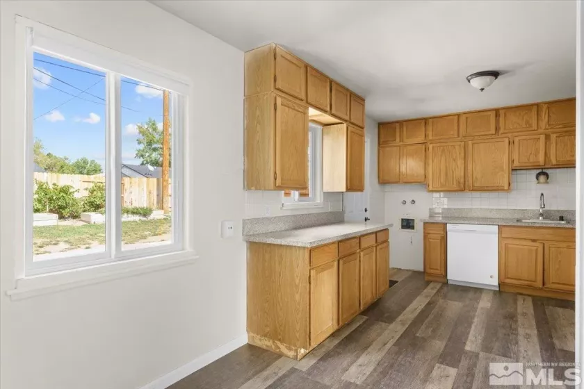 1180 Xman, Sparks, Nevada 89431, 3 Bedrooms Bedrooms, ,1 BathroomBathrooms,Residential,Residential,Xman,240013113