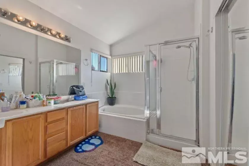9748 Northrup, Reno, Nevada 89521, 4 Bedrooms Bedrooms, ,3 BathroomsBathrooms,Residential,Residential,Northrup,240014155