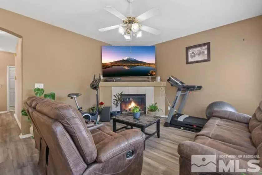 9748 Northrup, Reno, Nevada 89521, 4 Bedrooms Bedrooms, ,3 BathroomsBathrooms,Residential,Residential,Northrup,240014155