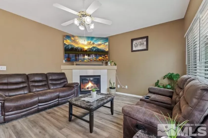 9748 Northrup, Reno, Nevada 89521, 4 Bedrooms Bedrooms, ,3 BathroomsBathrooms,Residential,Residential,Northrup,240014155