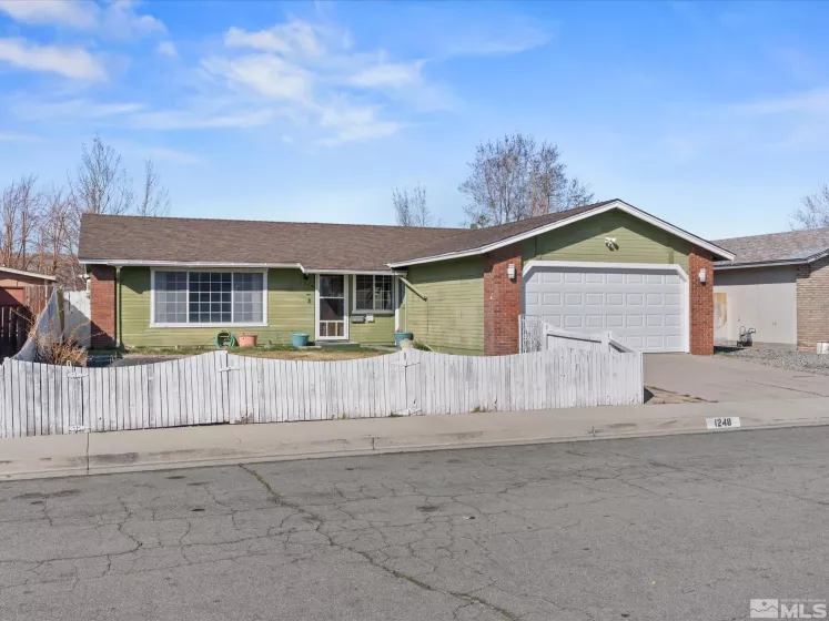 1248 Lindsay, Carson City, Nevada 89706, 3 Bedrooms Bedrooms, ,2 BathroomsBathrooms,Residential,Residential,Lindsay,250004083
