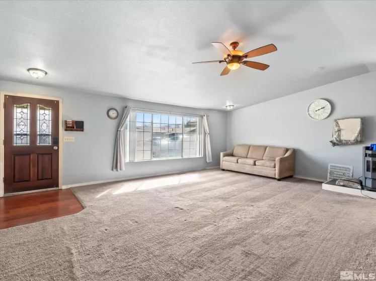 1248 Lindsay, Carson City, Nevada 89706, 3 Bedrooms Bedrooms, ,2 BathroomsBathrooms,Residential,Residential,Lindsay,250004083