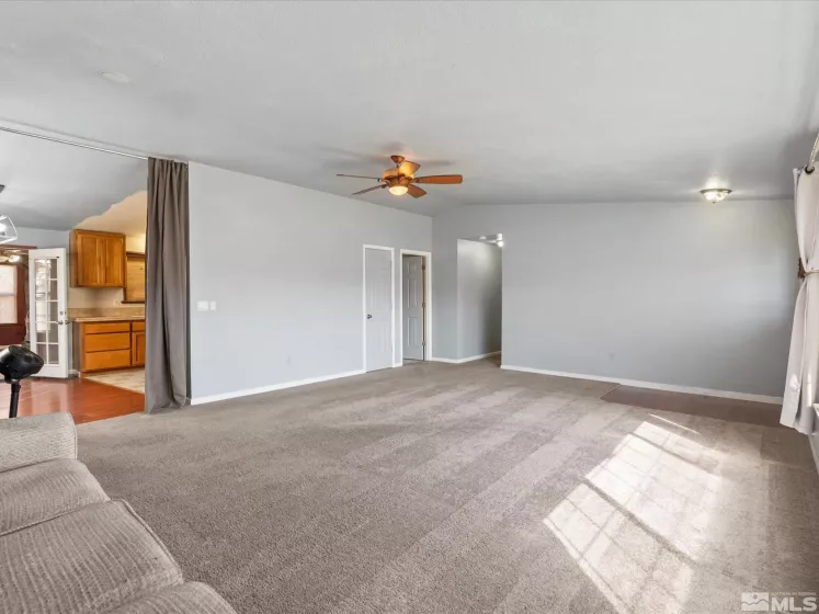 1248 Lindsay, Carson City, Nevada 89706, 3 Bedrooms Bedrooms, ,2 BathroomsBathrooms,Residential,Residential,Lindsay,250004083