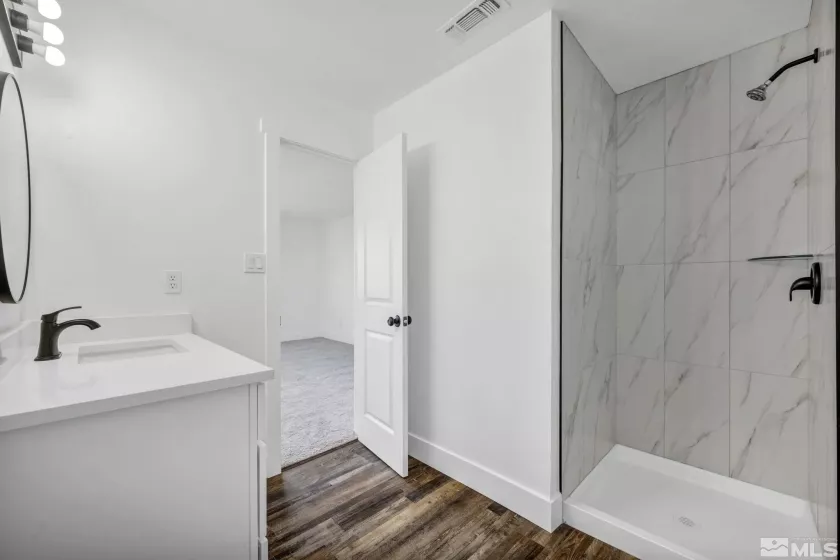 2300 Dickerson, Reno, Nevada 89503, 2 Bedrooms Bedrooms, ,2 BathroomsBathrooms,Residential,Residential,Dickerson,250004155
