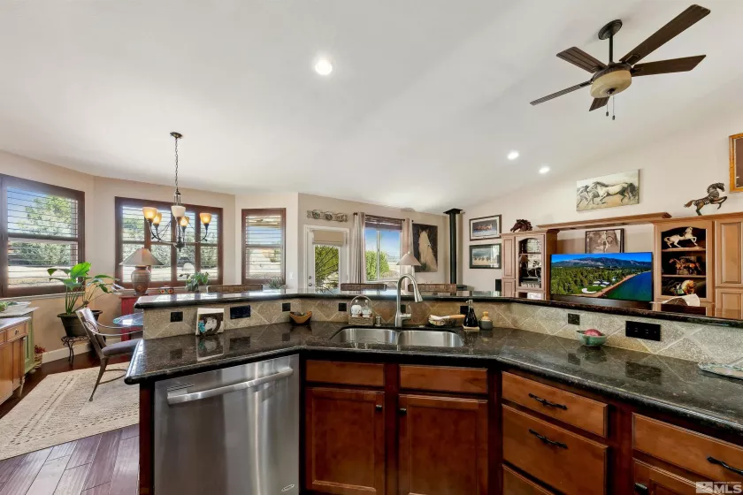 1367 Porter, Minden, Nevada 89423, 3 Bedrooms Bedrooms, ,2 BathroomsBathrooms,Residential,Residential,Porter,250005005