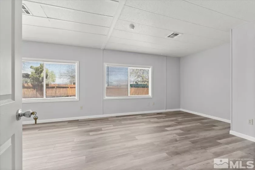 350 Randon, Fernley, Nevada 89408, 3 Bedrooms Bedrooms, ,2 BathroomsBathrooms,Residential,Residential,Randon,250004940