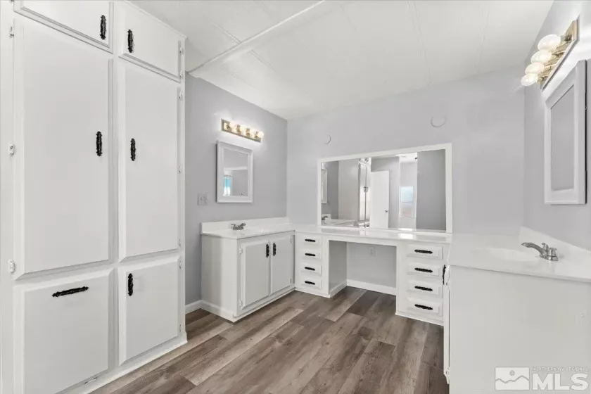 350 Randon, Fernley, Nevada 89408, 3 Bedrooms Bedrooms, ,2 BathroomsBathrooms,Residential,Residential,Randon,250004940
