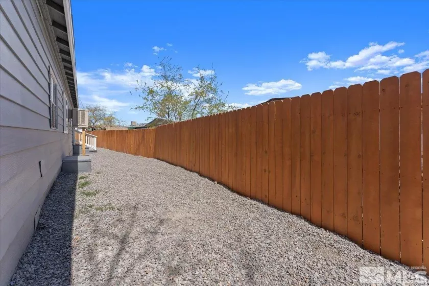 350 Randon, Fernley, Nevada 89408, 3 Bedrooms Bedrooms, ,2 BathroomsBathrooms,Residential,Residential,Randon,250004940