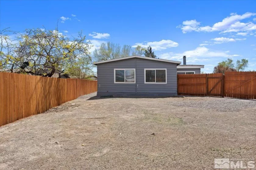 350 Randon, Fernley, Nevada 89408, 3 Bedrooms Bedrooms, ,2 BathroomsBathrooms,Residential,Residential,Randon,250004940