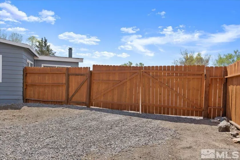 350 Randon, Fernley, Nevada 89408, 3 Bedrooms Bedrooms, ,2 BathroomsBathrooms,Residential,Residential,Randon,250004940