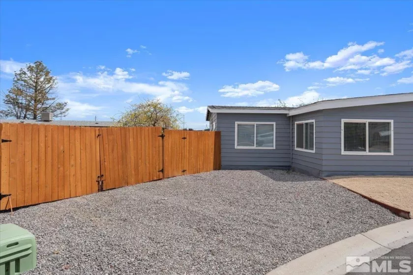 350 Randon, Fernley, Nevada 89408, 3 Bedrooms Bedrooms, ,2 BathroomsBathrooms,Residential,Residential,Randon,250004940