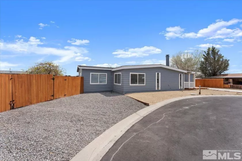 350 Randon, Fernley, Nevada 89408, 3 Bedrooms Bedrooms, ,2 BathroomsBathrooms,Residential,Residential,Randon,250004940