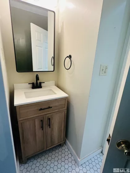 1605 Central, Lovelock, Nevada 89419, 2 Bedrooms Bedrooms, ,2 BathroomsBathrooms,Residential,Residential,Central,240012268