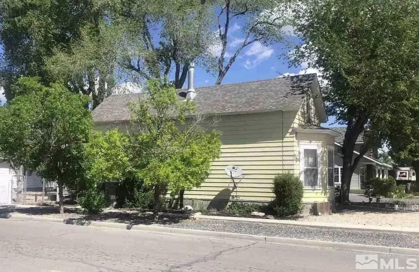 1605 Central, Lovelock, Nevada 89419, 2 Bedrooms Bedrooms, ,2 BathroomsBathrooms,Residential,Residential,Central,240012268