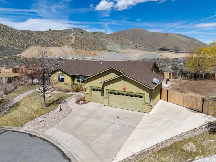 3940 Rainier, Reno, Nevada 89508, 4 Bedrooms Bedrooms, ,2 BathroomsBathrooms,Residential,Residential,Rainier,250004801