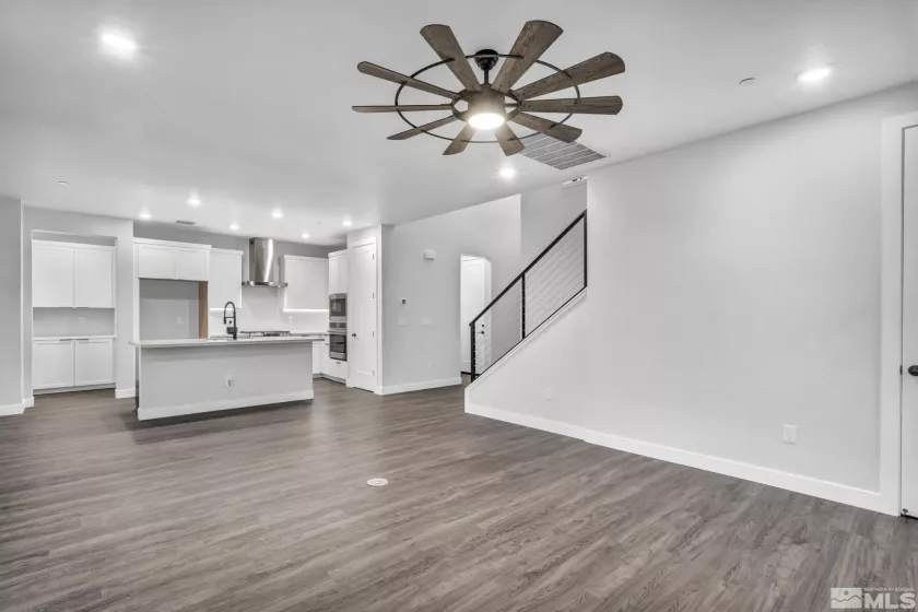 5469 Fossilstone, Sparks, Nevada 89436, 4 Bedrooms Bedrooms, ,3 BathroomsBathrooms,Residential,Residential,Fossilstone,250000380