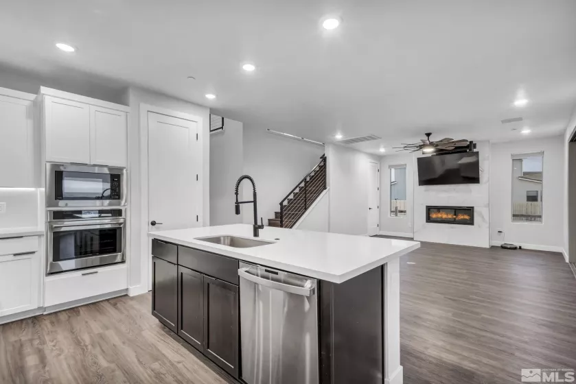 5469 Fossilstone, Sparks, Nevada 89436, 4 Bedrooms Bedrooms, ,3 BathroomsBathrooms,Residential,Residential,Fossilstone,250000380