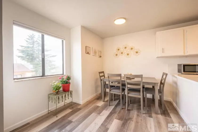 2700 Plumas, Reno, Nevada 89509, 2 Bedrooms Bedrooms, ,2 BathroomsBathrooms,Residential,Residential,Plumas,250004674