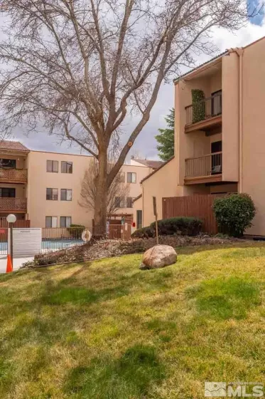2700 Plumas, Reno, Nevada 89509, 2 Bedrooms Bedrooms, ,2 BathroomsBathrooms,Residential,Residential,Plumas,250004674