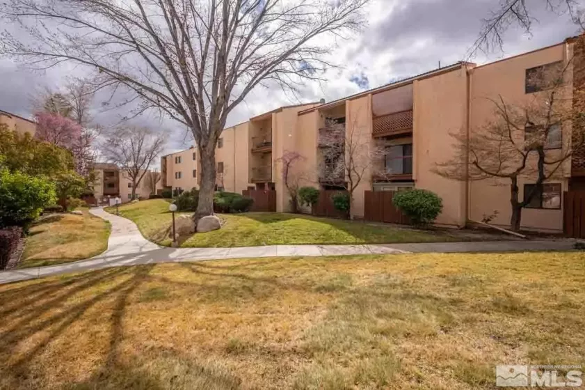 2700 Plumas, Reno, Nevada 89509, 2 Bedrooms Bedrooms, ,2 BathroomsBathrooms,Residential,Residential,Plumas,250004674