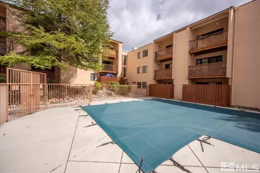2700 Plumas, Reno, Nevada 89509, 2 Bedrooms Bedrooms, ,2 BathroomsBathrooms,Residential,Residential,Plumas,250004674