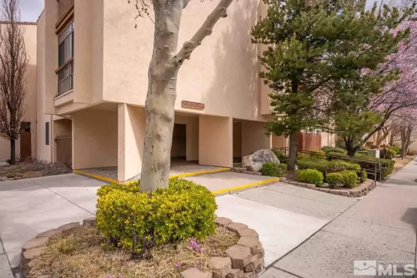 2700 Plumas, Reno, Nevada 89509, 2 Bedrooms Bedrooms, ,2 BathroomsBathrooms,Residential,Residential,Plumas,250004674