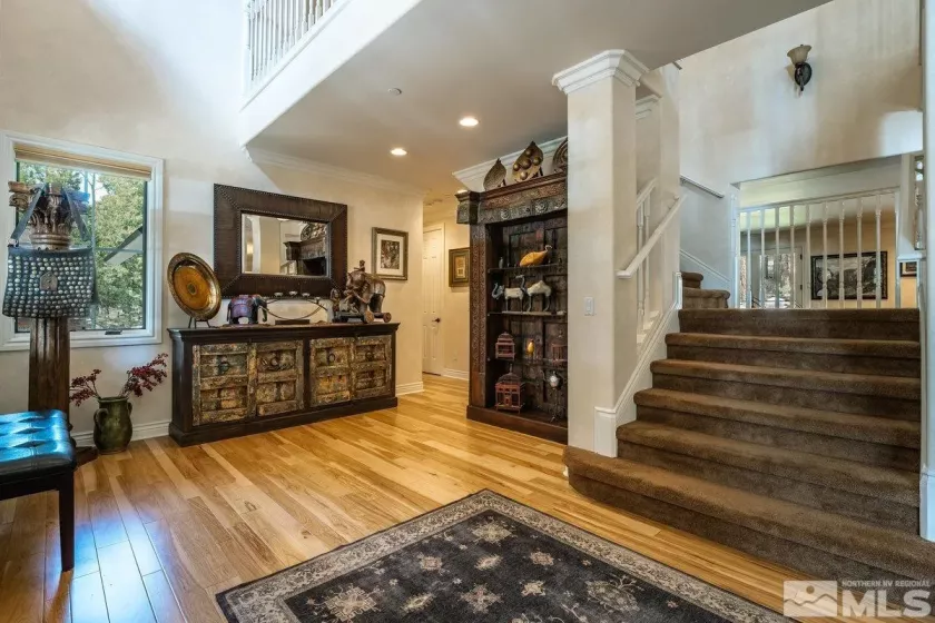 Entry/Foyer