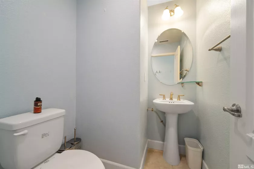 2575 Piero, Sparks, Nevada 89434, 4 Bedrooms Bedrooms, ,3 BathroomsBathrooms,Residential,Residential,Piero,250004919