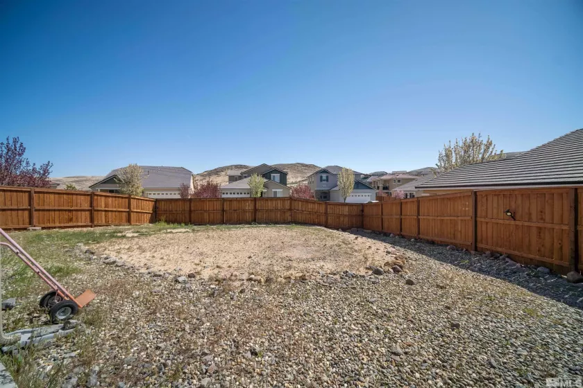 2575 Piero, Sparks, Nevada 89434, 4 Bedrooms Bedrooms, ,3 BathroomsBathrooms,Residential,Residential,Piero,250004919