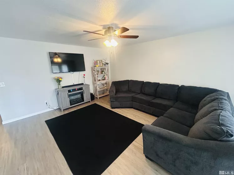 1808 rock, Carson City, Nevada 89701, 3 Bedrooms Bedrooms, ,2 BathroomsBathrooms,Residential,Residential,rock,250004923
