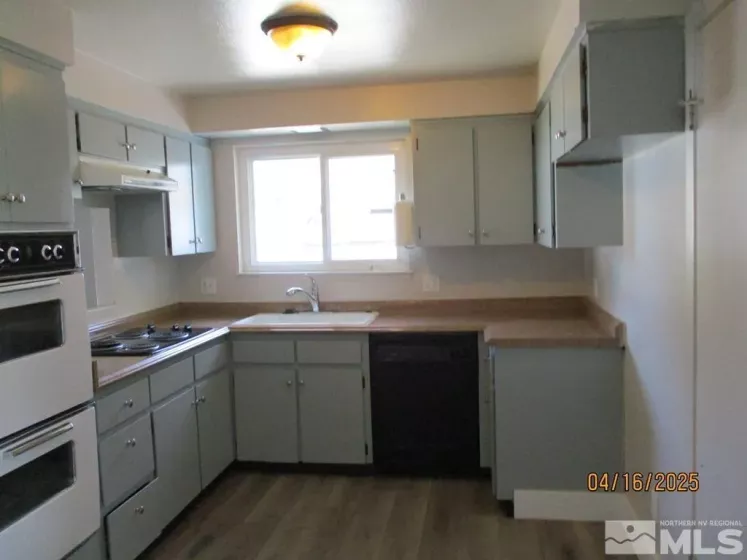 421 Parkview, Winnemucca, Nevada 89445, 3 Bedrooms Bedrooms, ,2 BathroomsBathrooms,Residential,Residential,Parkview,250004890