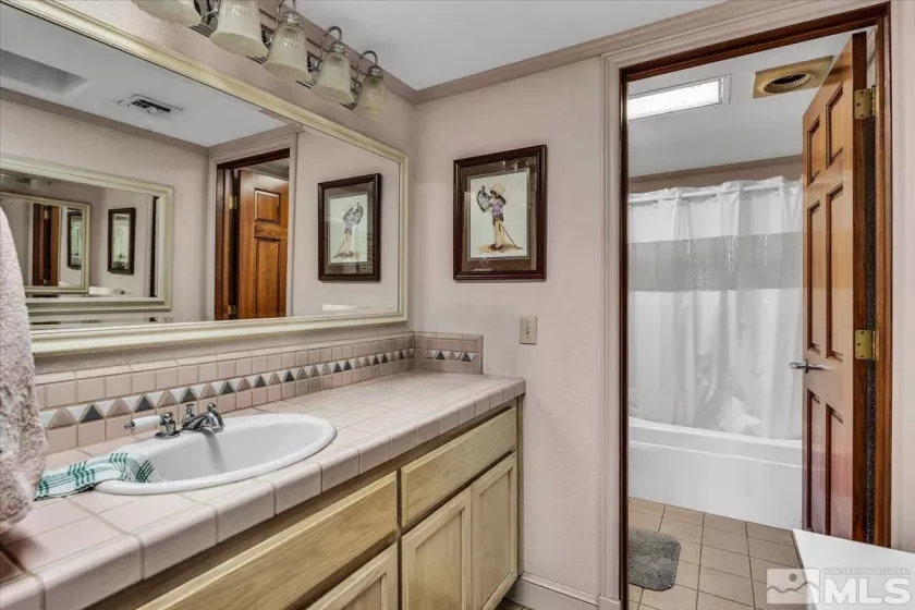 93 Jeffrey Pine, Carson City, Nevada 89705, 9 Bedrooms Bedrooms, ,12 BathroomsBathrooms,Residential,Residential,Jeffrey Pine,250004891