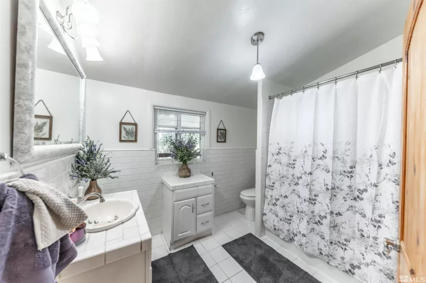 325 Lincoln, Fernley, Nevada 89442, 2 Bedrooms Bedrooms, ,1 BathroomBathrooms,Residential,Residential,Lincoln,240013247