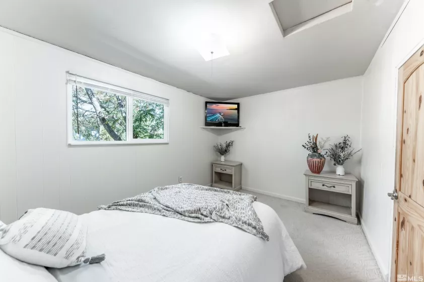 325 Lincoln, Fernley, Nevada 89442, 2 Bedrooms Bedrooms, ,1 BathroomBathrooms,Residential,Residential,Lincoln,240013247