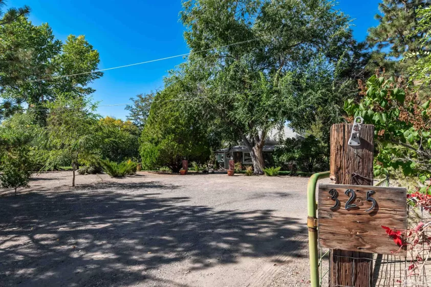 325 Lincoln, Fernley, Nevada 89442, 2 Bedrooms Bedrooms, ,1 BathroomBathrooms,Residential,Residential,Lincoln,240013247