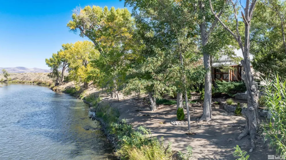 325 Lincoln, Fernley, Nevada 89442, 2 Bedrooms Bedrooms, ,1 BathroomBathrooms,Residential,Residential,Lincoln,240013247