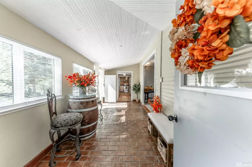 325 Lincoln, Fernley, Nevada 89442, 2 Bedrooms Bedrooms, ,1 BathroomBathrooms,Residential,Residential,Lincoln,240013247