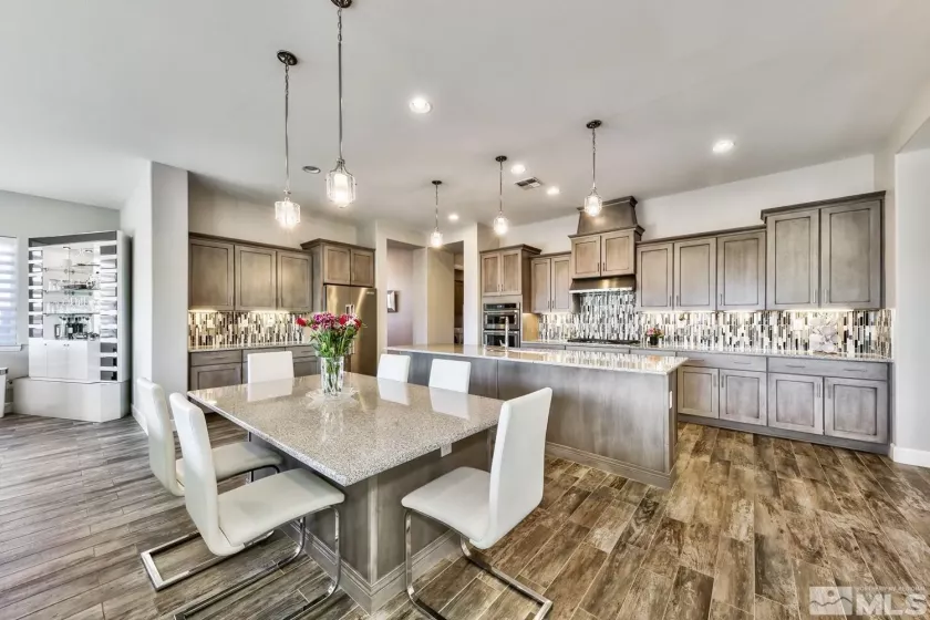 9895 Gainsborough, Reno, Nevada 89521, 5 Bedrooms Bedrooms, ,5 BathroomsBathrooms,Residential,Residential,Gainsborough,250004841
