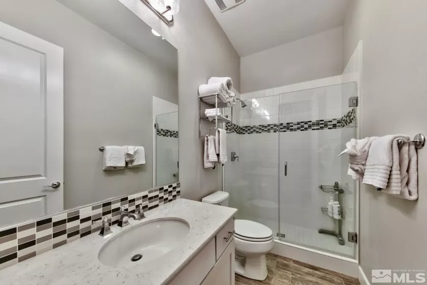 9895 Gainsborough, Reno, Nevada 89521, 5 Bedrooms Bedrooms, ,5 BathroomsBathrooms,Residential,Residential,Gainsborough,250004841