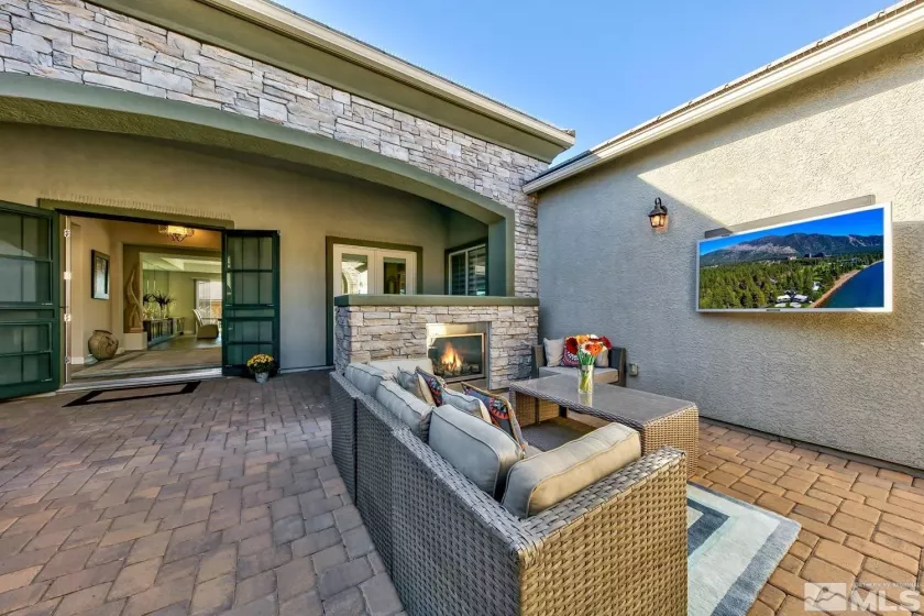 9895 Gainsborough, Reno, Nevada 89521, 5 Bedrooms Bedrooms, ,5 BathroomsBathrooms,Residential,Residential,Gainsborough,250004841