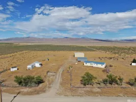 6700 Pequod, Winnemucca, Nevada 89445, 3 Bedrooms Bedrooms, ,2 BathroomsBathrooms,Residential,Residential,Pequod,240008102
