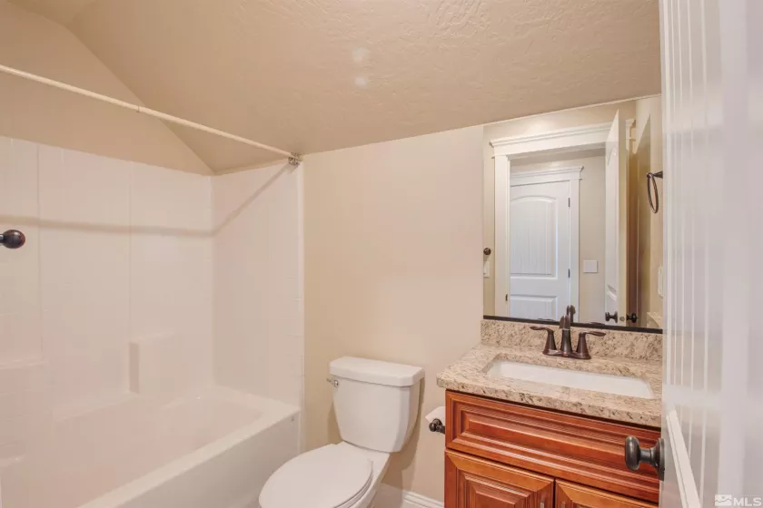 2165 Hog Tommy, Spring Creek, Nevada 89815, 5 Bedrooms Bedrooms, ,4 BathroomsBathrooms,Residential,Residential,Hog Tommy,250004794