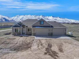 2165 Hog Tommy, Spring Creek, Nevada 89815, 5 Bedrooms Bedrooms, ,4 BathroomsBathrooms,Residential,Residential,Hog Tommy,250004794