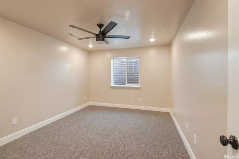 2165 Hog Tommy, Spring Creek, Nevada 89815, 5 Bedrooms Bedrooms, ,4 BathroomsBathrooms,Residential,Residential,Hog Tommy,250004794