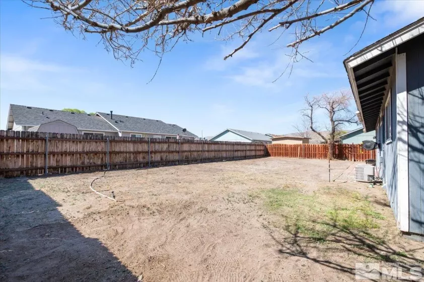 411 Paul, Yerington, Nevada 89447, 2 Bedrooms Bedrooms, ,1 BathroomBathrooms,Residential,Residential,Paul,250004770